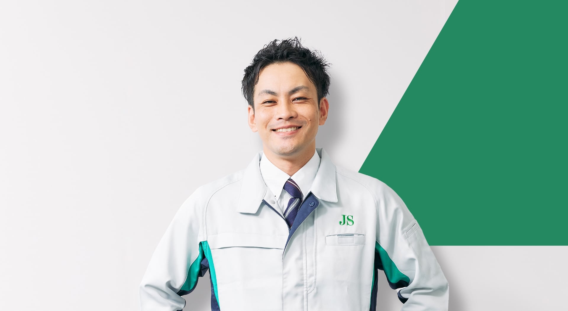 事務職 N.Hの写真