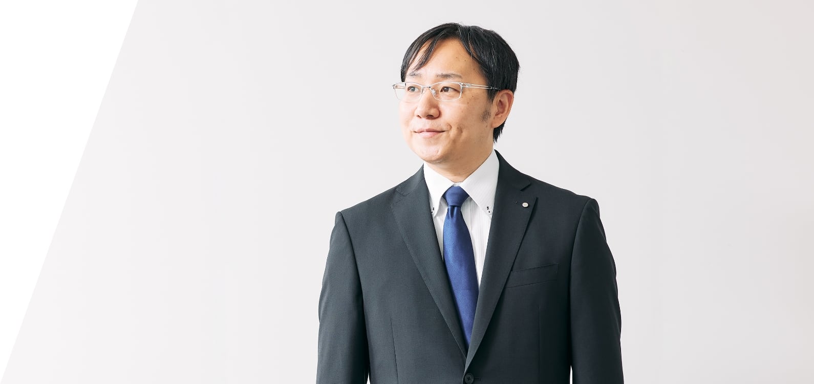 事務職 N.Hの写真
