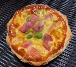 とうもろこしと枝豆のキッシュ