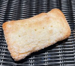 瀬戸内レモン＆レアチーズクリームパイ