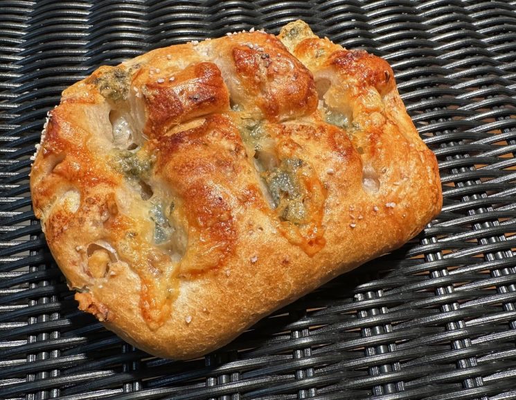 ゴルゴンゾーラの塩くるみパン