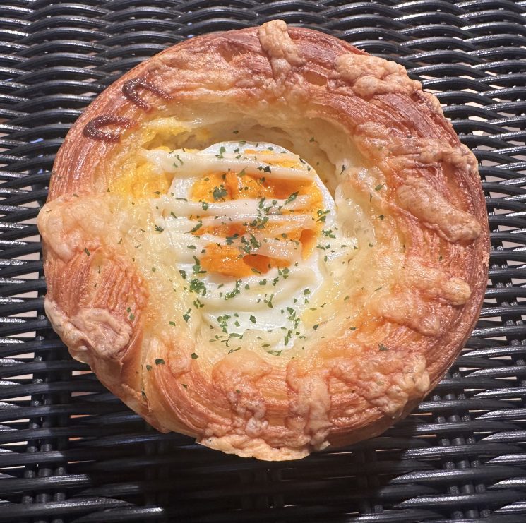 ダブルたまごデニッシュ