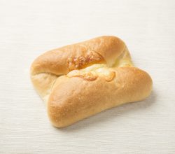 米粉入りマリボーチーズのパン