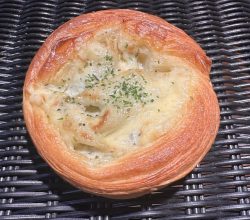 バジルペンネのデニッシュ