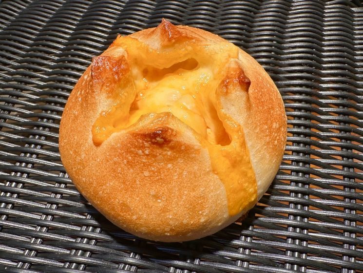 チェダーチーズロール