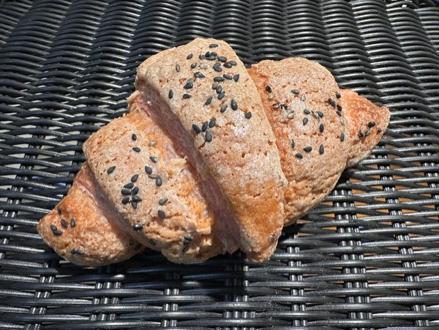 紫いもビスワッサン